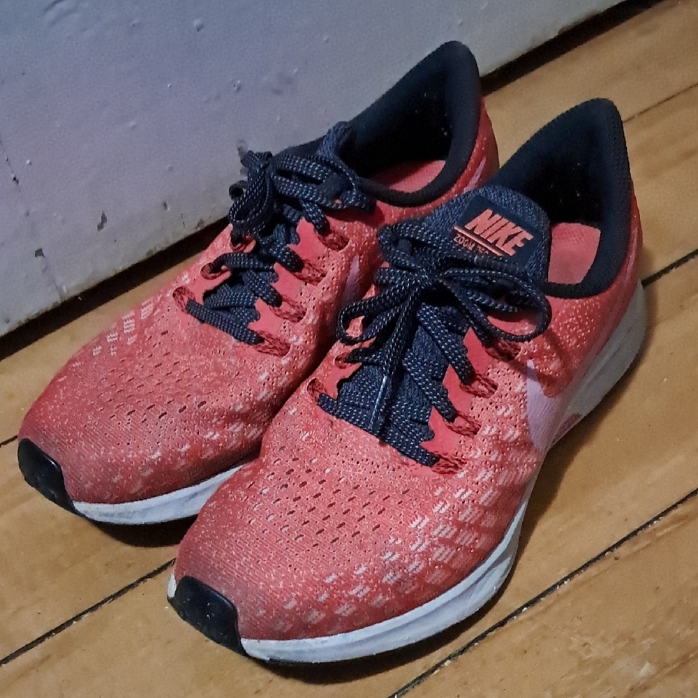 Nike Womens Zoom Rival Pegasus 35 Running Shoes